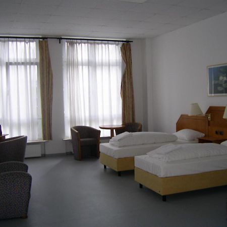 Willy Hotel Frankfurt Φραγκφούρτη Εξωτερικό φωτογραφία