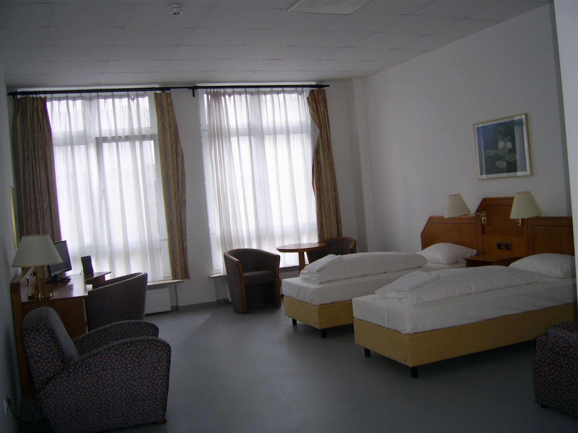 Willy Hotel Frankfurt Φραγκφούρτη Εξωτερικό φωτογραφία