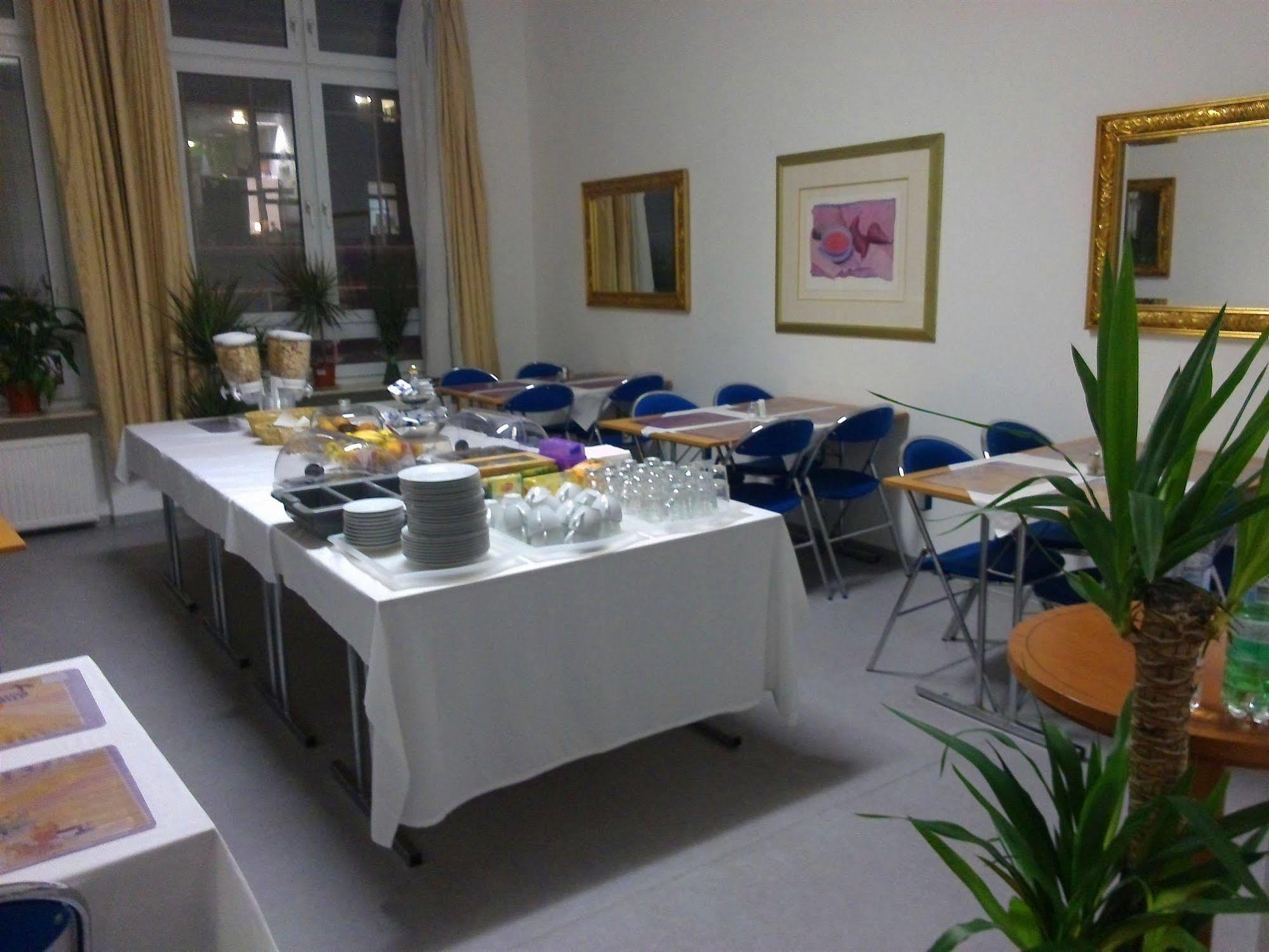 Willy Hotel Frankfurt Φραγκφούρτη Εξωτερικό φωτογραφία